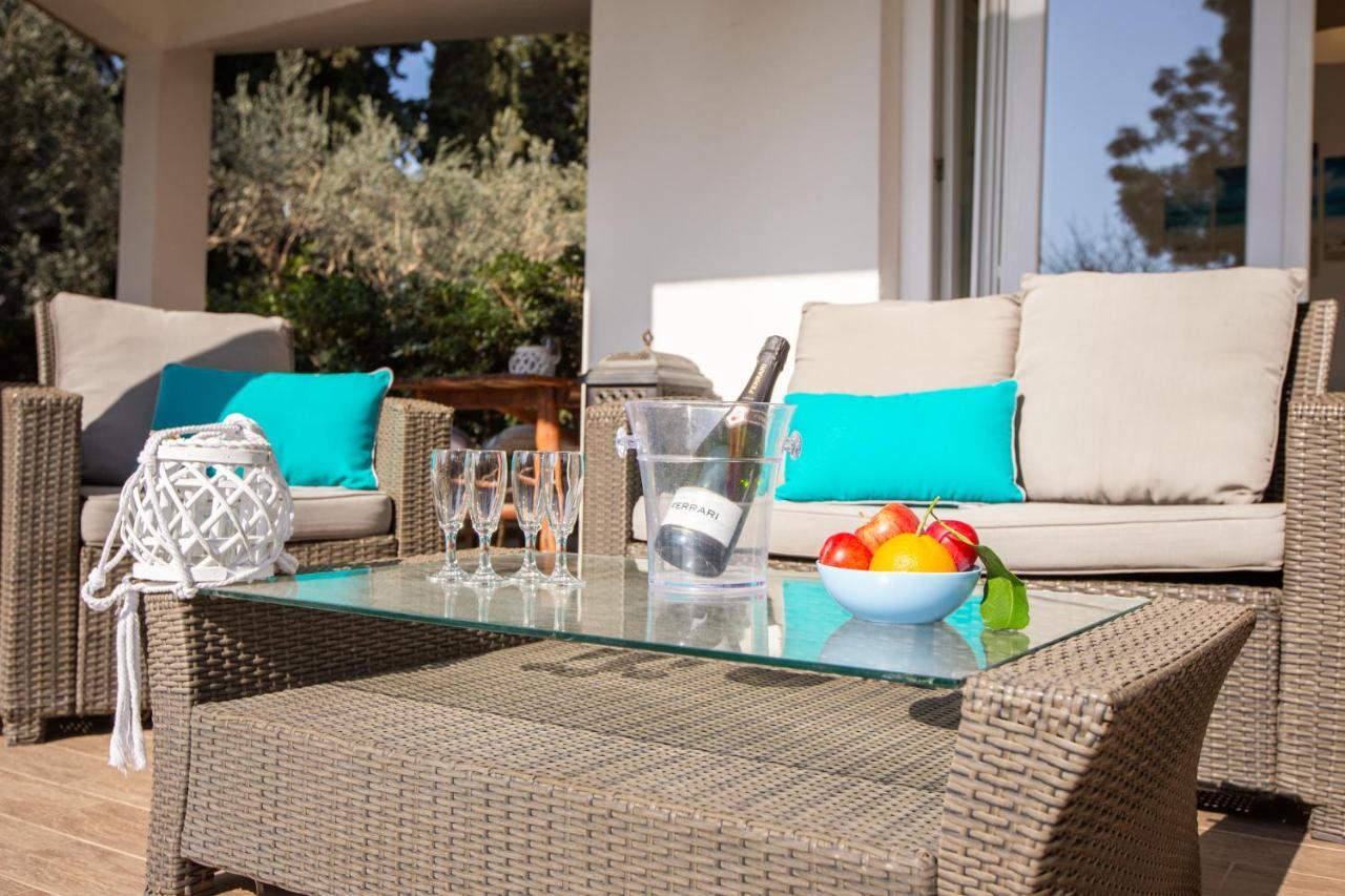 Sardinia Hostay Holiday House With Garden Sant'Isidoro Sant Isidoro  Εξωτερικό φωτογραφία